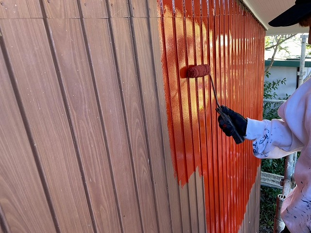 南都留郡富士河口湖町　屋根外壁塗装工事　トタン外壁塗装